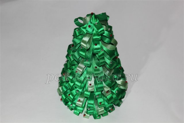 Ялинка з атласної стрічки. Майстер-клас Ялинка з атласної стрічки. Майстер-клас