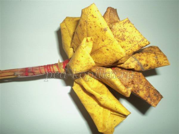 Вироби з природних матеріалів Вироби з природних матеріалів