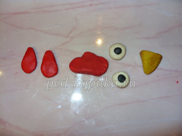 Поробка з природного матеріалу Курочка Чорнушка