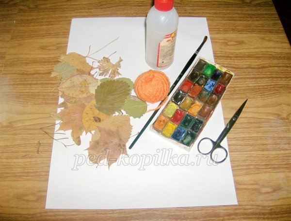 Аплікація з осіннього листя. Фея Аплікація з осіннього листя. Фея