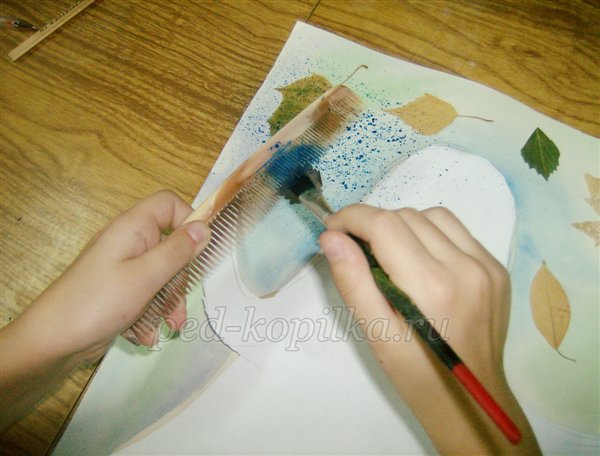 Аплікація з осіннього листя. Фея Аплікація з осіннього листя. Фея