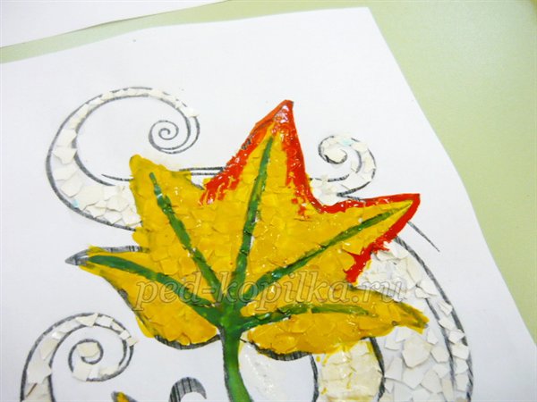 Аплікація з яєчної шкаралупи Аплікація з яєчної шкаралупи