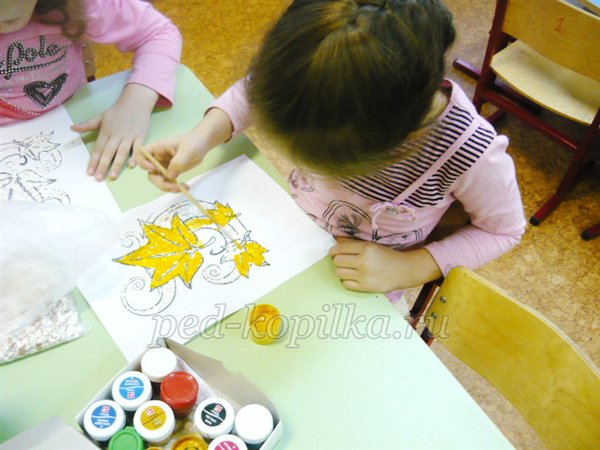 Аплікація з яєчної шкаралупи Аплікація з яєчної шкаралупи