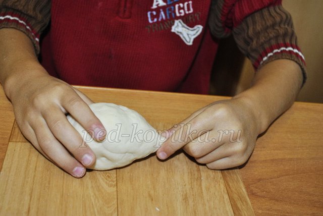 Осіння композиція з листя і солоного тіста своїми руками