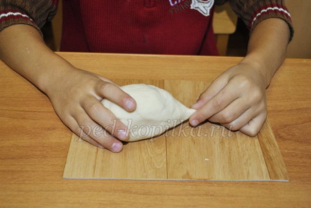 Осіння композиція з листя і солоного тіста своїми руками