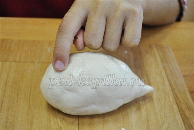 Осіння композиція з листя і солоного тіста своїми руками