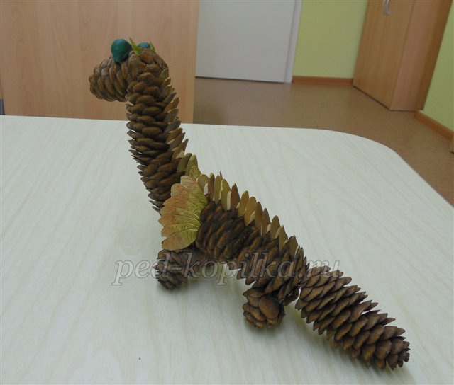 Вироби з шишок. Шишкозаврик. Майстер-клас