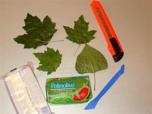 Осіннє листя своїми руками Осіннє листя своїми руками