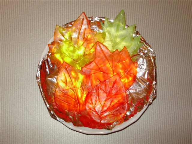 Осіннє листя своїми руками Осіннє листя своїми руками