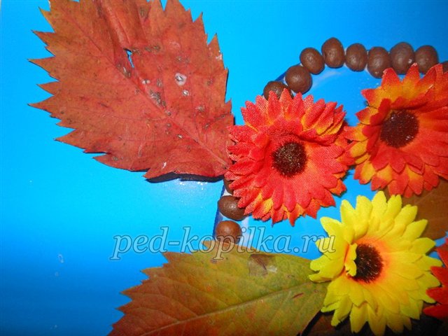 Майстер клас «Осіння композиція» виріб з непридатного матеріалу Майстер клас «Осіння композиція» виріб з непридатного матеріалу