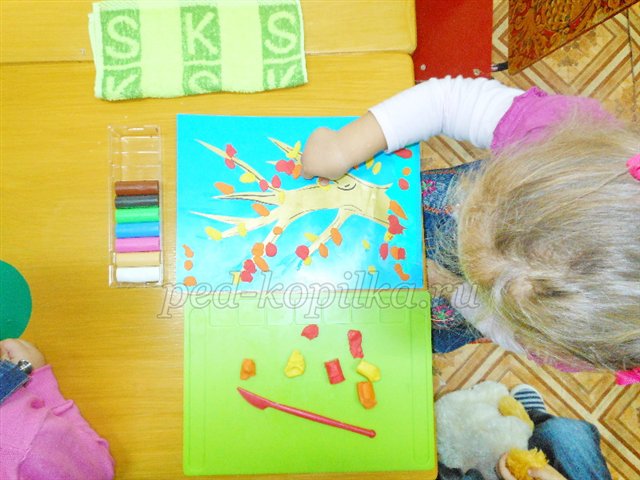 Дрібничка дерево восени