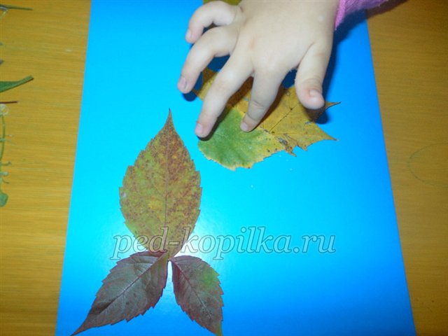 Аплікація з осіннього листя У рибок осінній бал