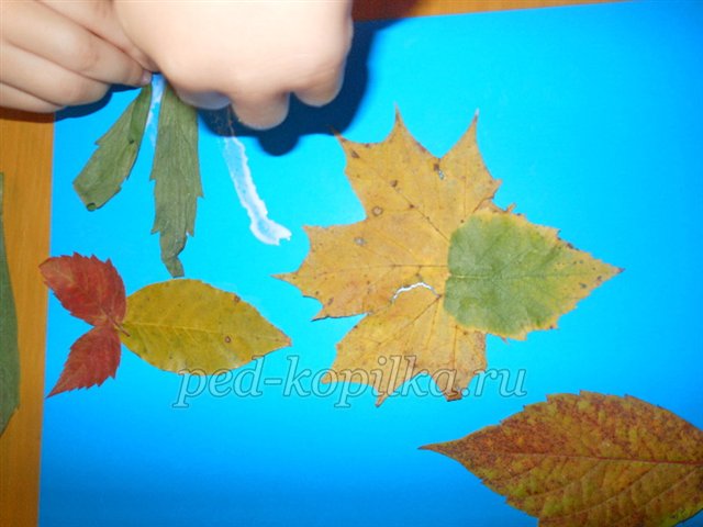 Аплікація з осіннього листя У рибок осінній бал