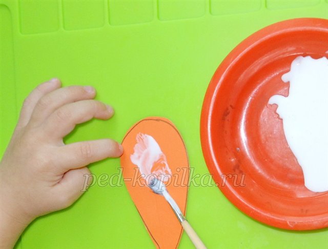 Аплікація для дітей раннього дошкільного віку Аплікація для дітей раннього дошкільного віку