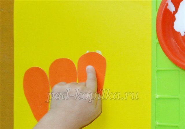 Аплікація для дітей раннього дошкільного віку Аплікація для дітей раннього дошкільного віку