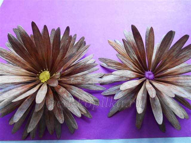 Поробка з природного матеріалу Букет жоржин Поробка з природного матеріалу Букет жоржин