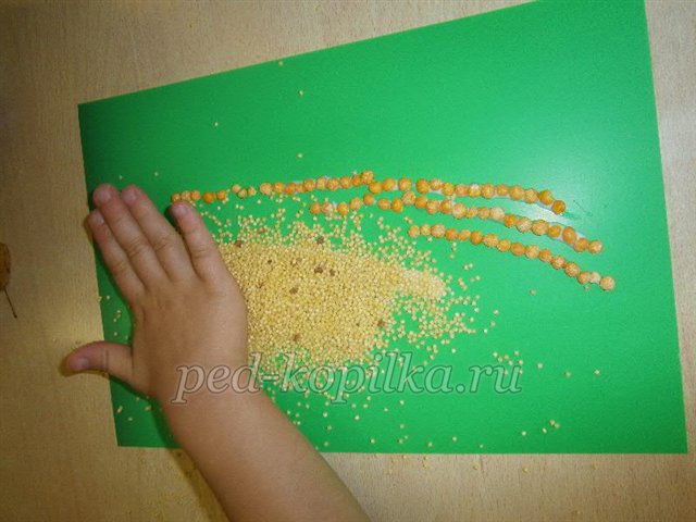 Аплікація з природних матеріалів на тему Осінь