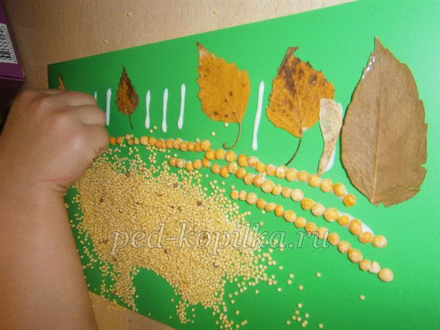 Аплікація з природних матеріалів на тему Осінь Аплікація з природних матеріалів на тему Осінь