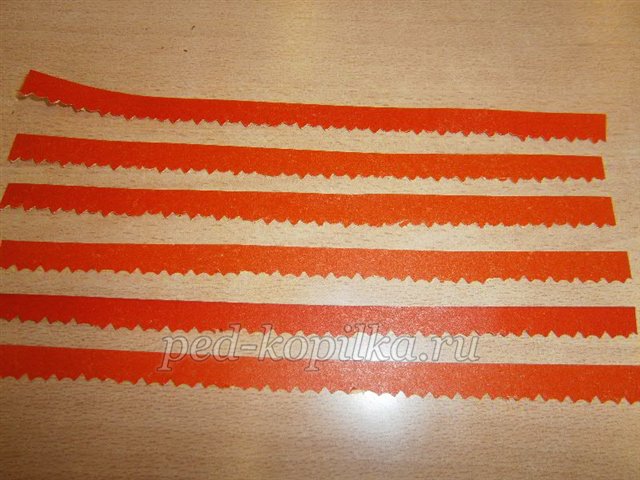 Аплікація з природних матеріалів на тему Осінь Аплікація з природних матеріалів на тему Осінь