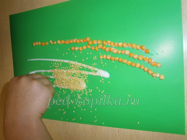 Аплікація з природних матеріалів на тему Осінь