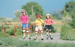 Трюки зі скейтамі і роликовими ковзанами Трюки з скейтамі і роликовими ковзанами