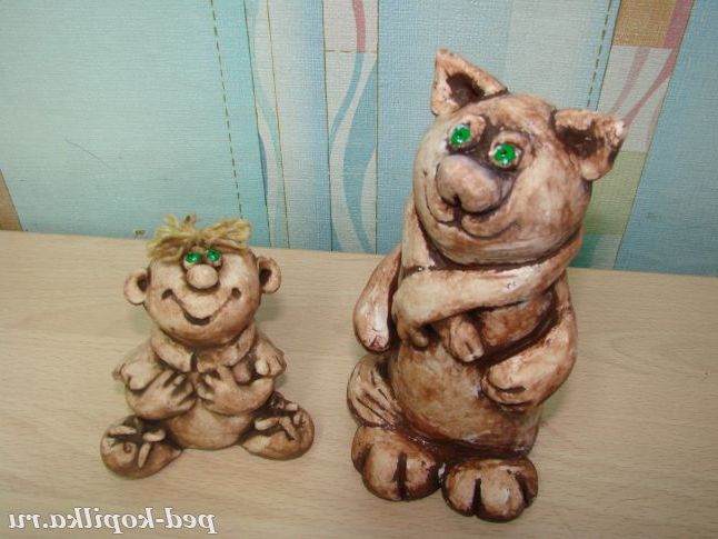 Кіт Тимоша з домовичком