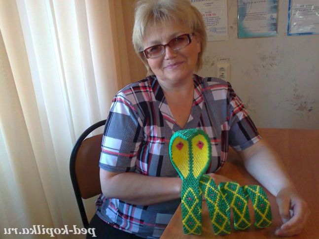Зелена кобра. Модульне орігамі