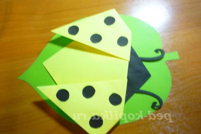 Орігамі. Божа корівка