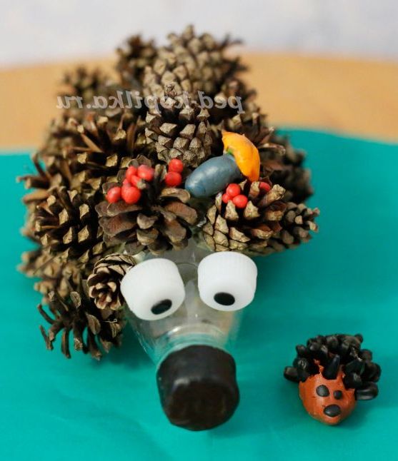 Їжачок з шишок