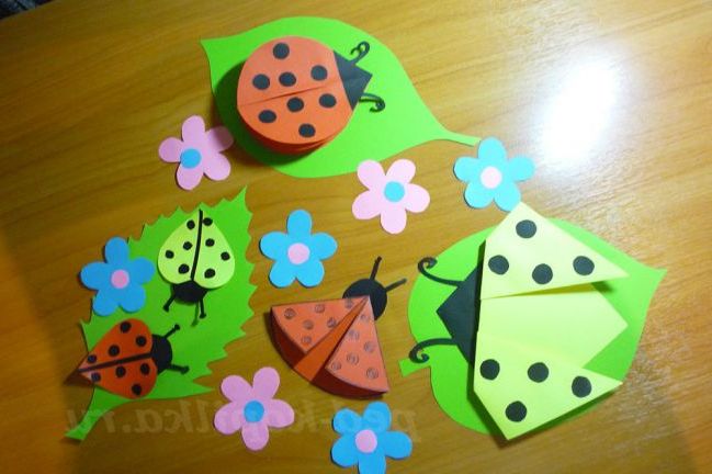 Божа корівка. Орігамі
