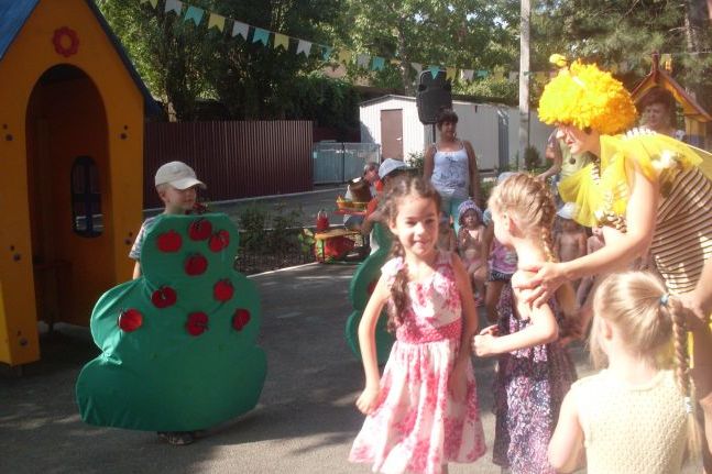 Яблучний спас для дошкільнят