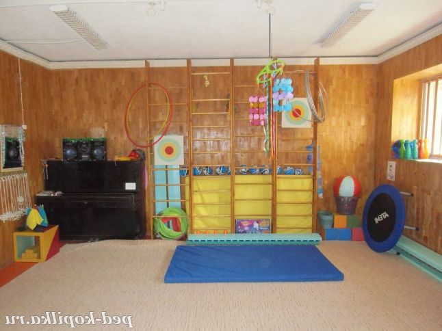 Спортивний зал у дитячому садку