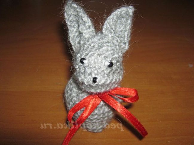 В'язаний зайченя