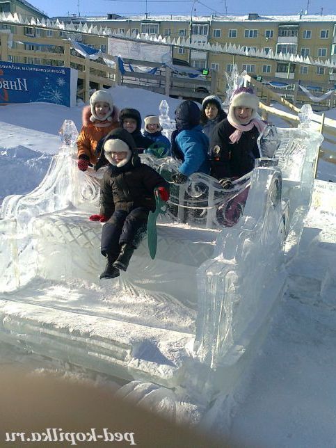 Блискучий лід чарівних саней