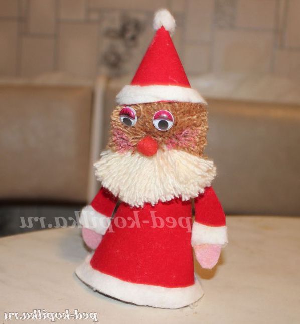 Дід Мороз з помпонів своїми руками