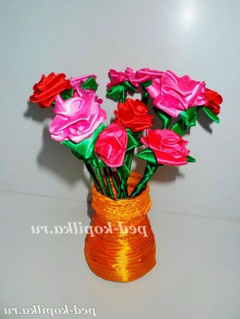 Троянди у вазі своїми руками