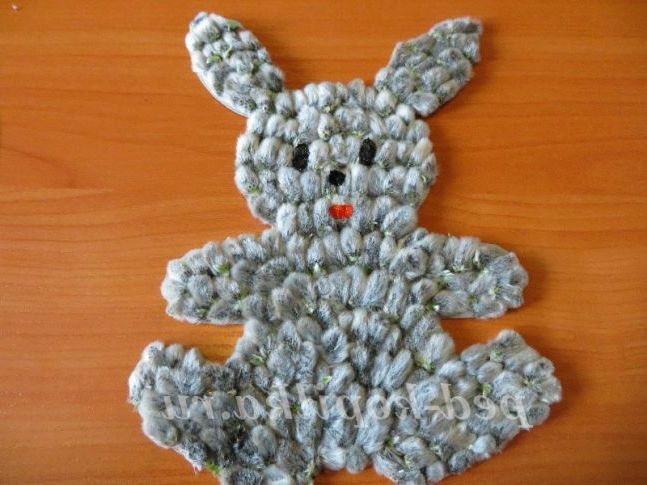 Аплікація з природного матеріалу. Зайчик