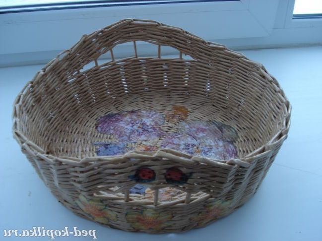 Плетіння з газетного паперу. Корзиночка