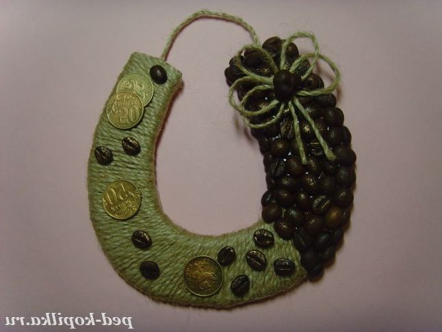 Підкова з натуральних матеріалів