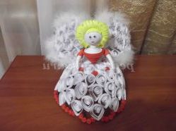 Різдвяний янгол своїми руками. Майстер - клас з квілінгу