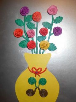 Пластилинография на кольоровому картоні. Майстер-клас «Ваза з трояндами»