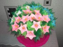 Об'ємні квіти в техніці орігамі. Майстер-клас