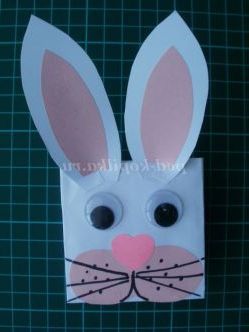 Зайчик біленький сидить. Майстер - клас з покроковими фото