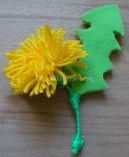 Майстер-клас «Сонячні кульбабки з пряжі»