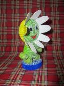 Квіточка з гофрованого картону своїми руками